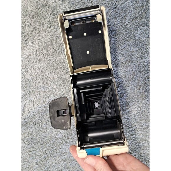 VTG Polaroid Land Camera Swinger Model 20 Strap Photography Decorations Untested - Picture 7 of 12